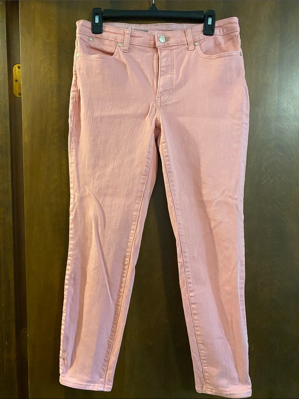 TALBOTS salmon colored denim jeans. Slim ankle style. Cotton w stretch.